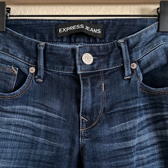 Express dark wash Jean - Picture 4 of 5